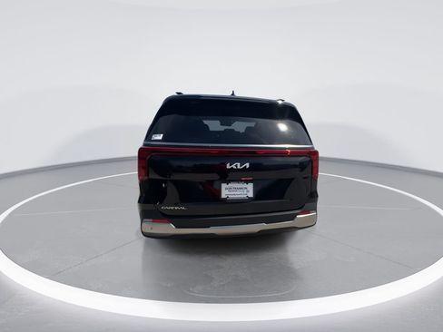 New 2026 Kia Carnival SX FWD image 7