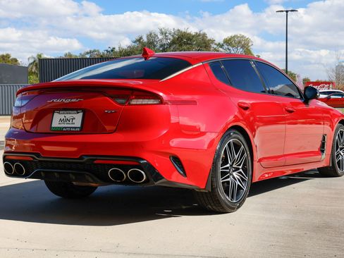 Used 2022 Kia Stinger GT2 image 16