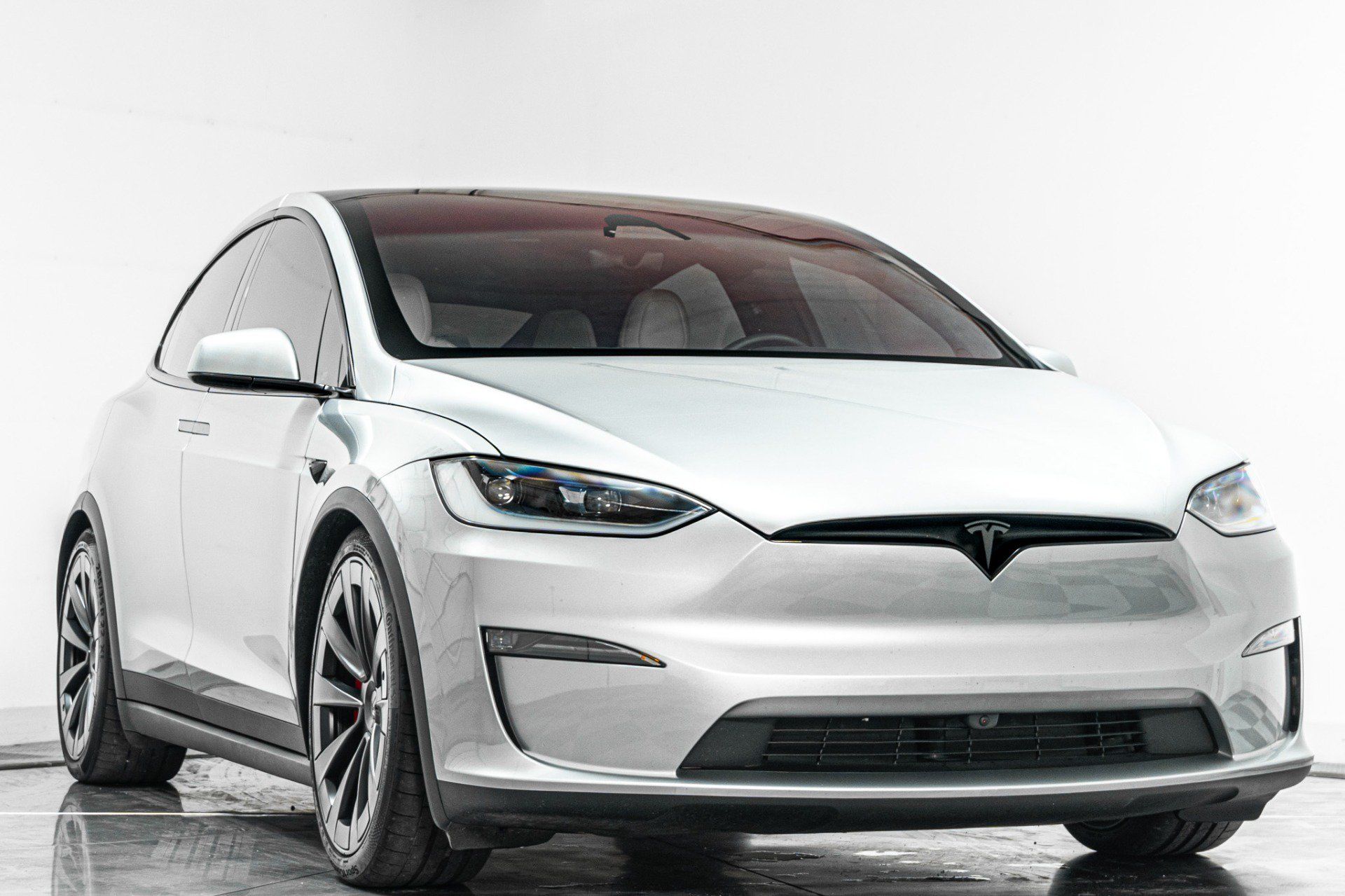 Used 2026 Tesla Model X Plaid AWD/4WD image 3