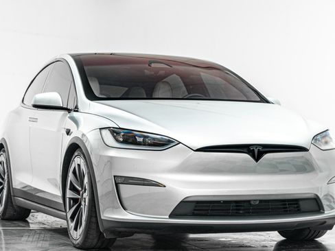 Used 2026 Tesla Model X Plaid AWD/4WD image 3