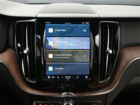 Used 2023 Volvo XC60 B5 Ultimate w/ Protection Package Premier image 14