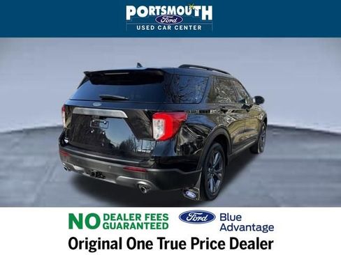 Used 2022 Ford Explorer XLT w/ Equipment Group 202A image 27