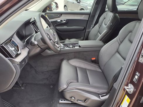 New 2026 Volvo XC90 B6 Ultra w/ Protection Package Premier AWD/4WD image 18