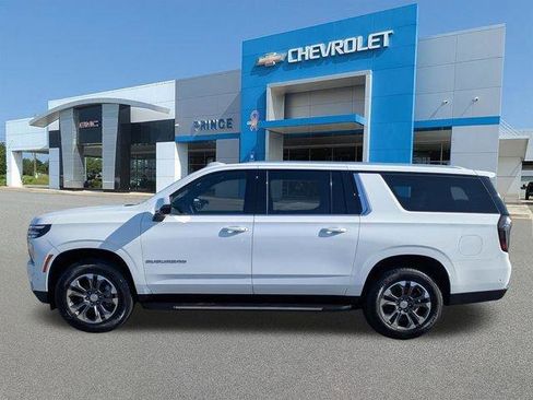 New 2026 Chevrolet Suburban LT w/ Comfort Package RWD image 8