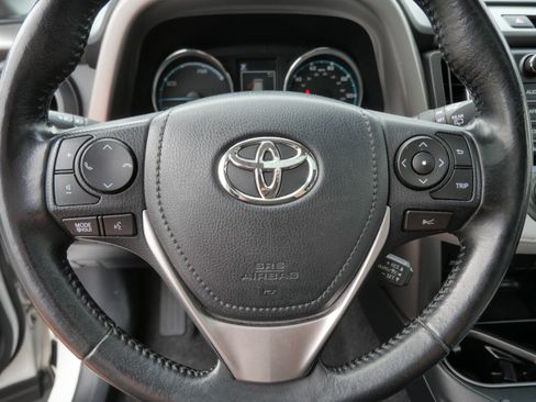 Certified 2018 Toyota RAV4 XLE AWD/4WD image 25