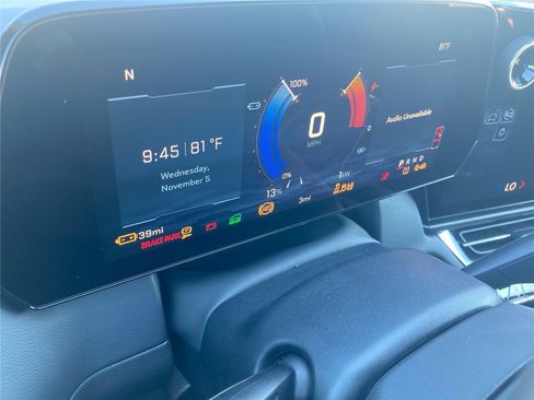 New 2026 Chevrolet Equinox EV LT w/ Comfort Package AWD/4WD image 12