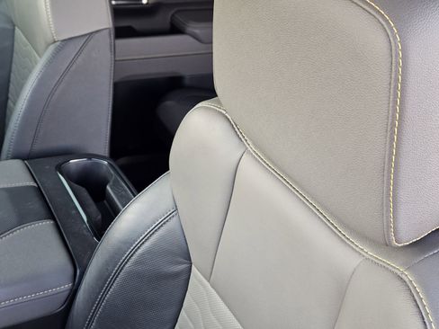 Certified 2025 Chevrolet Silverado 2500 ZR2 w/ Technology Package image 33