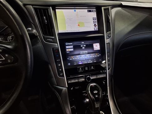 Used 2022 INFINITI Q60 3.0t Luxe w/ Essential Package image 9