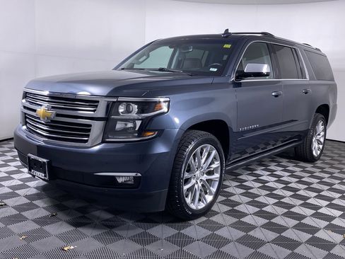 Certified 2019 Chevrolet Suburban Premier w/ Premier Plus Edition image 20