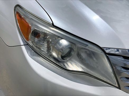 Used 2012 Toyota Avalon Limited FWD image 28