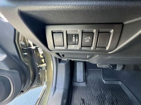 Certified 2025 Subaru Outback Onyx Edition w/ Popular Package #2 image 17