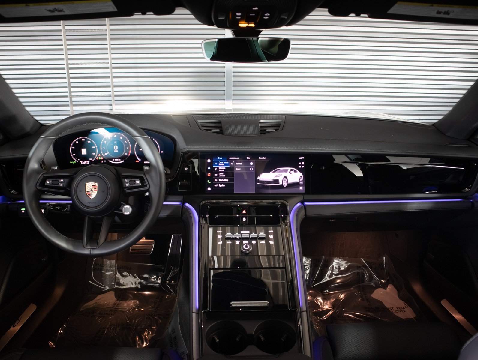 Certified 2026 Porsche Panamera RWD image 13