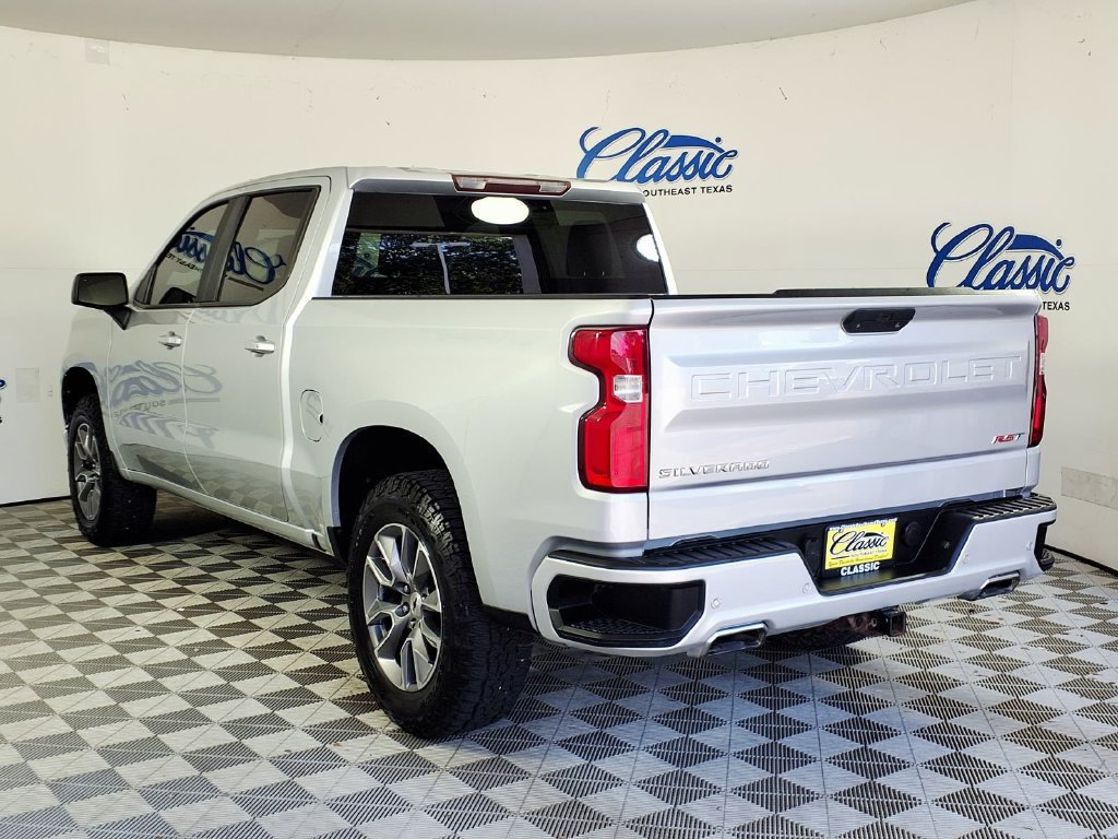Used 2019 Chevrolet Silverado 1500 RST AWD/4WD image 2