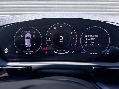 New 2026 Porsche Cayenne image 17