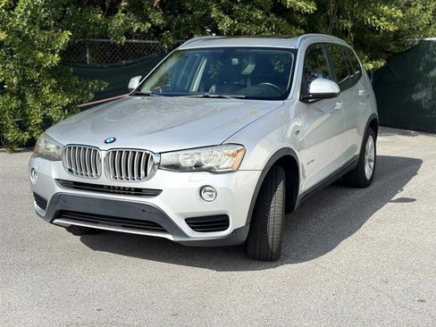 Used 2016 BMW X3 xDrive28i image 2