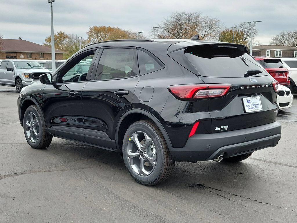New 2026 Ford Escape ST-Line w/ Tech Pack #1 AWD/4WD image 6