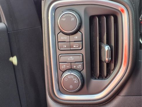 Used 2019 Chevrolet Silverado 1500 LT w/ Texas Edition AWD/4WD image 16
