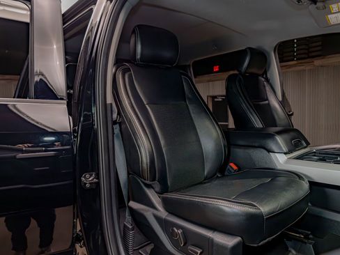 Used 2019 Ford F250 Lariat image 30