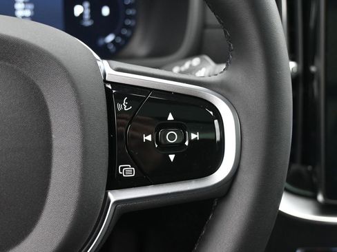 New 2026 Volvo XC90 B6 Plus w/ Protection Package image 10