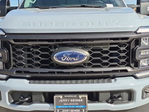 Used 2024 Ford F250 Lariat w/ Sport Appearance Package AWD/4WD image 10