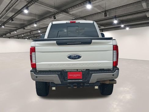 Used 2018 Ford F250 Lariat w/ Lariat Ultimate Package AWD/4WD image 15