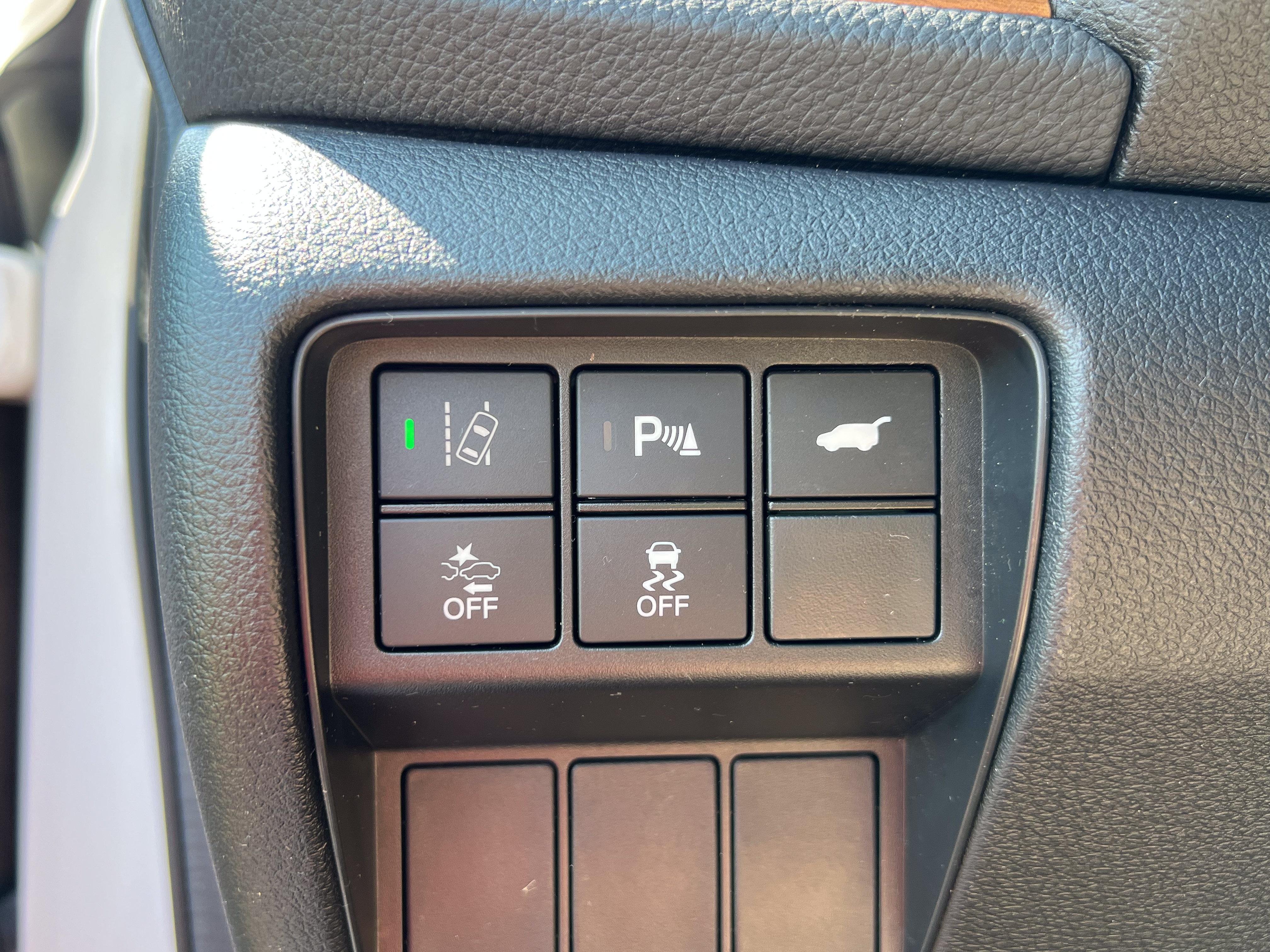 Used 2022 Honda CR-V Touring image 18