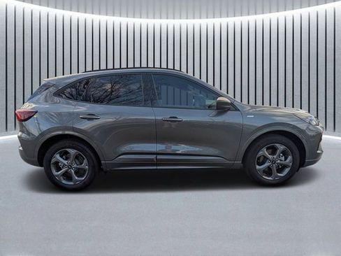 New 2024 Ford Escape ST-Line image 2