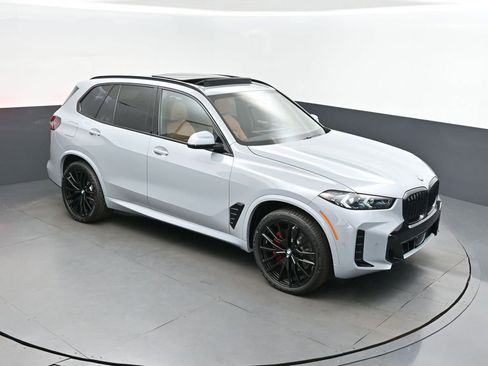 New 2026 BMW X5 xDrive40i w/ M Sport Package image 17