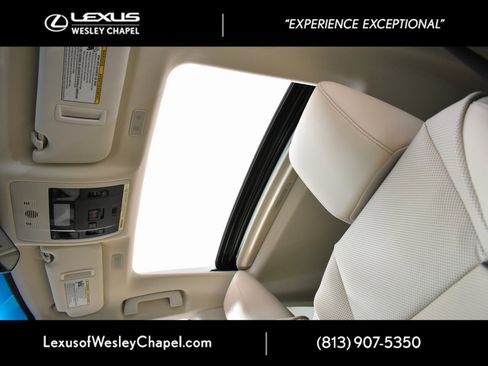 New 2025 Lexus ES 350 w/ Premium Package image 13