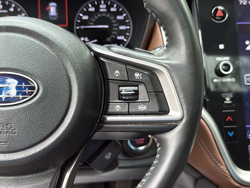 Used 2022 Subaru Outback Touring AWD/4WD image 15