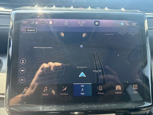 Used 2021 Jeep Grand Cherokee L Limited image 37