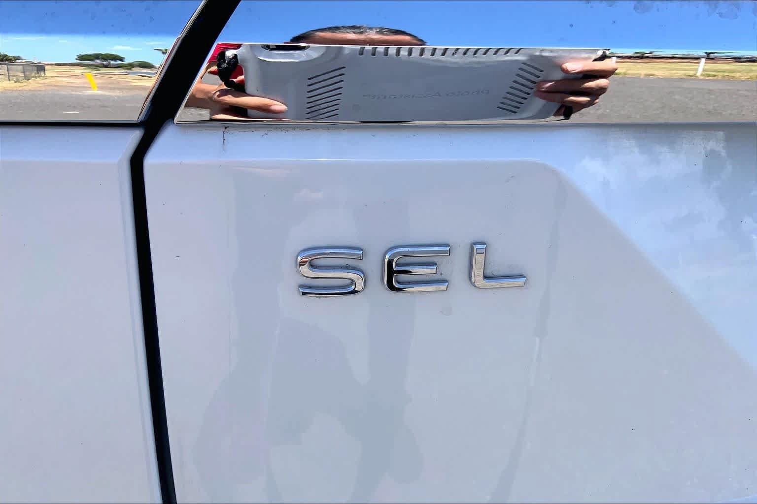 Used 2025 Volkswagen Atlas SEL Premium R-Line AWD/4WD image 7