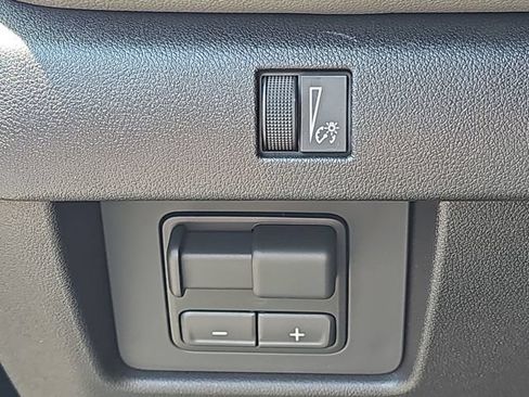 New 2026 Chevrolet Colorado ZR2 w/ Technology Package AWD/4WD image 19