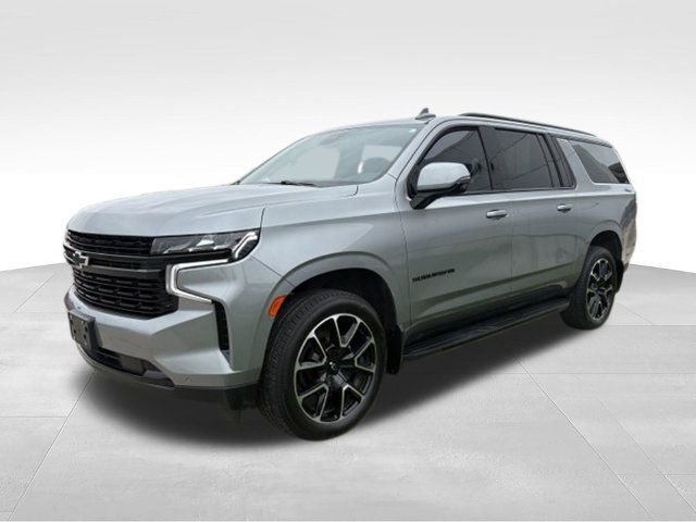 Used 2024 Chevrolet Suburban RST w/ Luxury Package AWD/4WD image 9