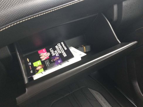 Used 2024 Chevrolet Suburban Premier w/ Premium Package image 26