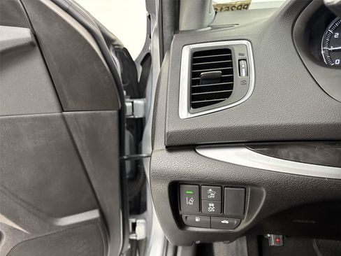 Used 2019 Acura TLX FWD image 31