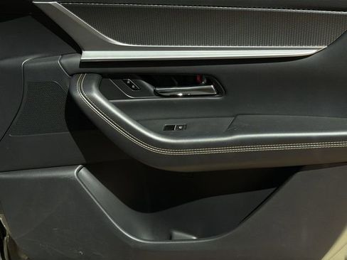 Used 2025 MAZDA CX-70 3.3 Turbo S w/ Premium Package image 34