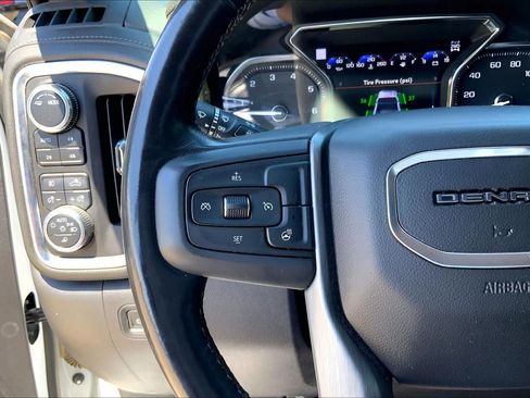 Certified 2021 GMC Sierra 1500 Denali w/ Denali Premium Package AWD/4WD image 23