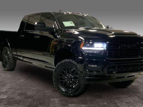 Certified 2022 RAM 2500 Limited AWD/4WD image 3