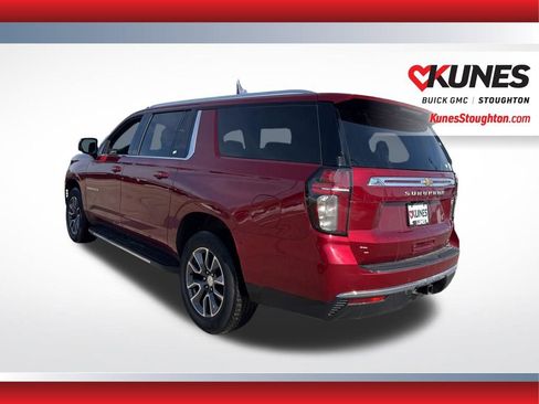 Used 2021 Chevrolet Suburban LT w/ LT Signature Plus Package image 7