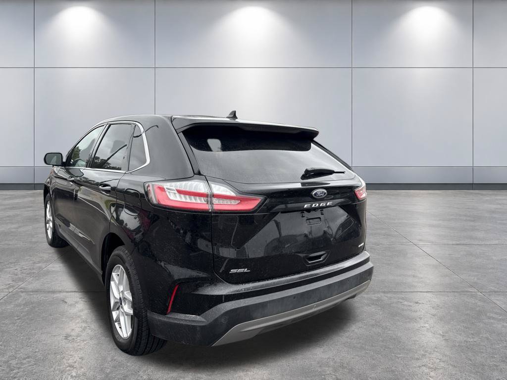 Used 2022 Ford Edge SEL AWD/4WD image 7