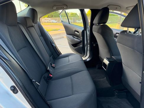 Used 2020 Toyota Corolla LE image 27