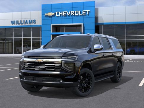 New 2026 Chevrolet Suburban Premier AWD/4WD image 6