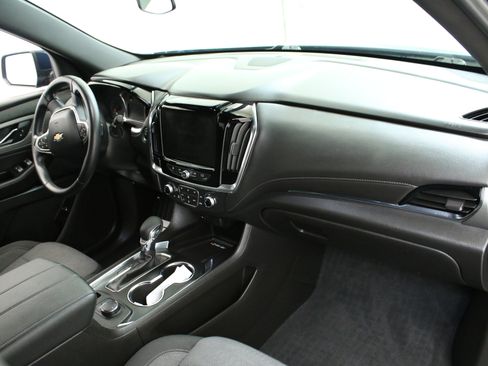 Certified 2023 Chevrolet Traverse LT w/ LPO, Floor Liner Package AWD/4WD image 28