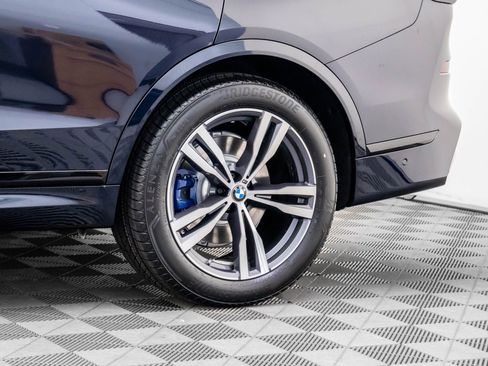 Certified 2025 BMW X7 xDrive40i w/ M Sport Package image 35