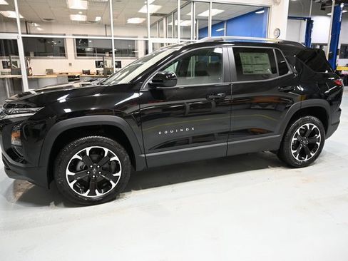 New 2026 Chevrolet Equinox LT w/ Convenience Package II image 7