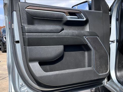 Certified 2025 Chevrolet Silverado 1500 LT RWD image 22