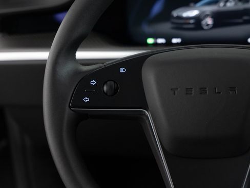 Used 2023 Tesla Model S Plaid AWD/4WD image 29