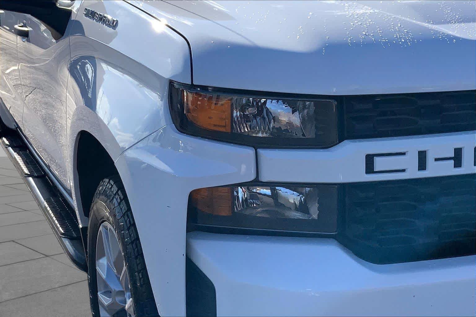 Used 2022 Chevrolet Silverado 1500 Custom AWD/4WD image 28