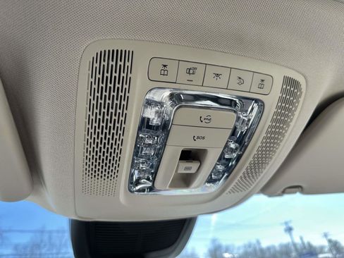 Used 2022 Mercedes-Benz GLE 350 4MATIC image 39